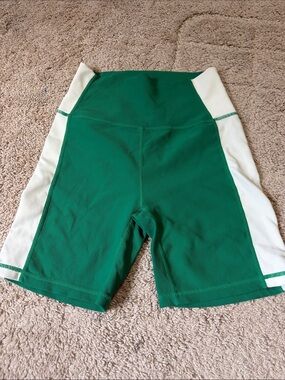 Wilo The Label Green and White Bike Shorts Small